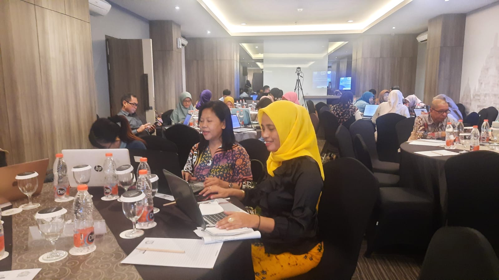 Bimbingan Teknis Kiat Lulus Uji Kompetensi Naskah dan Program Kehumasan